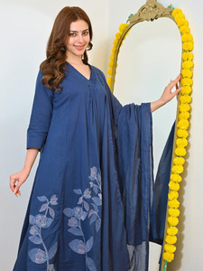 <b>Women</b> Blue Floral Embroidered Rayon <b>Kurta</b> Set Dupatta Regular Fit Knee-Length Traditional Style Quick Dry Multi-Season Casual - Product Image 6