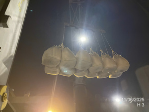 Clinker de Cemento Portland a Granel para Construcción en Vietnam 52.5R Decorativo, Resistente al Sulfato, al Ácido, Refractario, Expansivo, Bajo Precio - Product Image 3
