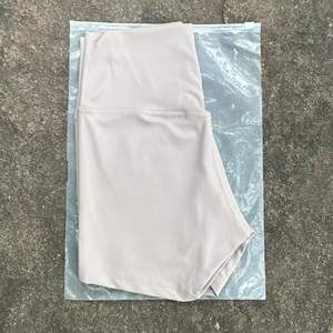 Shorts Deportivos Transpirables de Alta Calidad para Mujer, Ropa Casual para Gimnasio y Yoga, Shorts de Fitness de Spandex con Colores Personalizados - Product Image 2