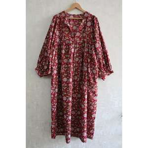 Robe longue en coton à imprimé floral faite à la main, col profond, robe d'été pour femme, taille naturelle, lavable, respirante, tenue décontractée - Product Image 3