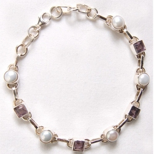 Pulsera Clásica de Plata 925 con Perlas de Agua Dulce y Eslabones Geométricos con Bisel de Amatista para Uso Diario Femenino - Product Image 1