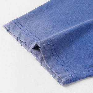 Camiseta Oversize para Hombre con Lavado Ácido – Camiseta Gráfica de Corte Holgado y Relajado con Acabado Retro Desgastado para Moda Urbana - Product Image 2