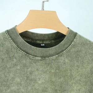 T-shirt Homme Oversize Vert Uni en Coton Délavé Manches Courtes Col Rond Coupe Décontractée Longueur Standard Design Uni - Product Image 4