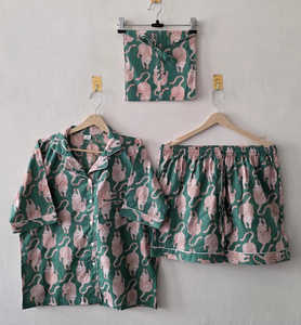 Conjunto de Pijama de Algodón con Estampado de Tigre Tejido a Mano, Ropa de Dormir Sostenible y Ropa de Estar por Casa de Verano, Camisa Clásica con Botones - Product Image 1