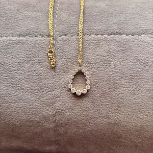 Colgante de diamante en oro amarillo de 14k, corte redondo, joyería elegante, brillo radiante, destello atemporal, accesorio clásico de moda. - Product Image 5