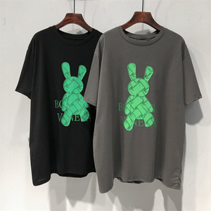 Camiseta Negra Extra Grande de Algodón con Estampado de Conejo Verde, Manga Corta, Cuello Redondo, Informal, para Hombre, Tejido de Punto - Product Image 5