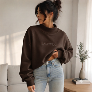 เสื้อสเวตเชิ้ตคอเต่าทรงโอเวอร์ไซส์สำหรับผู้หญิง ปักลายตัวอักษรด้านหน้า ไหล่ตก แขนยาว ผ้าฝ้ายถัก สไตล์ฤดูใบไม้ร่วง - Product Image 1