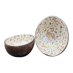 Meilleur prix bols en coquille de noix de coco faits à la main modèle rond écologique naturel utilisation commerciale du Vietnam - Product Image 1