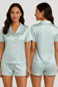 Ensemble de pyjama en satin bleu clair à pois pour femmes, manches courtes, col rabattu, fermeture à boutons, vêtements de nuit d'été - Product Image 1