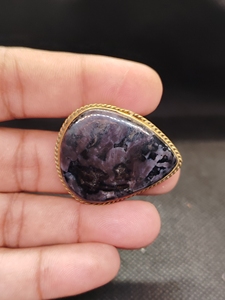 Pendentif artisanal en laiton plaqué or avec jaspe gabbro naturel, bijoux de mariage pour femmes par UDGEMS - Product Image 2