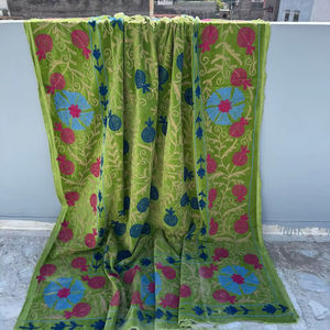 Edredón de Terciopelo Suzani Hecho a Mano, Ecológico, para las Cuatro Estaciones, Suave para la Piel, con Bordado Floral, Cubrecama Decorativo Estilo Boho - Product Image 5