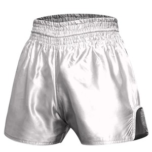 Pantalones Cortos de Muay Thai con Logotipo Personalizado al por Mayor, Pantalones Cortos de Kickboxing con Apliques de Llamas Negras, Pantalones Cortos de Boxeo MMA Transpirables, Pantalones de Artes Marciales - Product Image 3