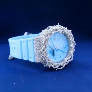 Reloj de pulsera digital analógico de lujo con esfera azul cielo y correa con diseño de bisel de diamantes para hombre y mujer - Product Image 2