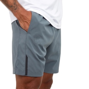 Pantalones cortos atléticos de secado rápido personalizados para hombre, pantalones de chándal de baloncesto informales con letras gruesas y etiqueta privada sólida, respetuosos con el medio ambiente - Product Image 2