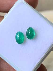 Esmeraldas Naturales Ovaladas Cabujón Verde Intenso, Par a Juego, Pulido Liso, Gemas Sueltas para Fabricación de Joyas y Pendientes ZUBEDA GEMS - Product Image 6