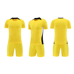 Nuevos Conjuntos de Camisetas de Fútbol Personalizadas para Hombre 2026, Servicio OEM, 100% Poliéster, Secado Rápido, Transpirables, Nombre del Jugador, Uniformes de Fútbol Amarillos - Product Image 6
