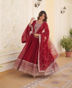 Robes Anarkali pour femmes, dernières tendances, en tissu Faux Blooming, richement brodées, disponibles en quatre couleurs différentes, avec dupatta brodée. - Product Image 1