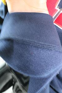 เสื้อสเวตเชิ้ตคอเต่า ANGIE BLUE ปักลายสีแดง 100% ด้วยด้ายคุณภาพสูง - Product Image 6