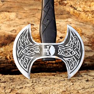 Hache viking à double tête forgée à la main – Tête en acier au carbone gravée à l'acide, manche en bois de frêne massif avec fourreau en cuir – Haches OEM personnalisées - Product Image 3