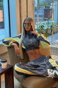 Pantalones deportivos ligeros de tejido OEM para hombre, con paneles grises, estilo casual, proveedor al por mayor de pantalones para hombre - Product Image 4