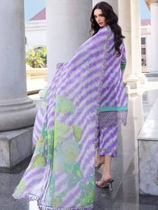 Ensemble 3 pièces de shalwar kameez pakistanais fabriqué en usine, haut de gamme pour soirée, en tissu lawn, pour femmes, matière unie, en vente - Product Image 3