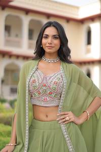 ชุดเลเฮนกาโชลีดีไซน์โดดเด่นสำหรับผู้หญิง พร้อมเสื้อโคติสไตล์ตะวันตก มีจำหน่ายในราคาขายส่งจากอินเดีย - Product Image 5