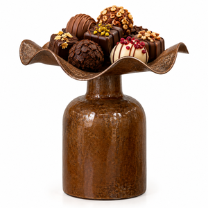 Support à chocolat texturé de luxe en forme ondulée pour hôtels, restaurants, mariages et événements de prestige – Tailles et couleurs personnalisées disponibles ici - Product Image 1
