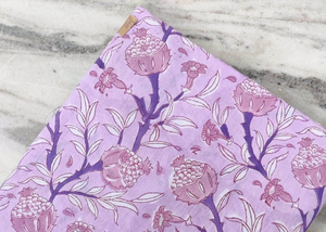 Tissu Voile Imprimé à la Main Motif Lavande Botanique – Écologique, Décoration Maison, Matière pour Robes Indiennes Florales Filles et Garçons – Vente en Gros - Product Image 2