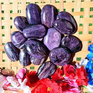 Chakralume Pierre de Palmier Ovale Rayée Naturelle en Charoïte Polie à la Main, Cristal Violet de Guérison, Pierre Précieuse pour Feng Shui, Méditation et Reiki - Product Image 3