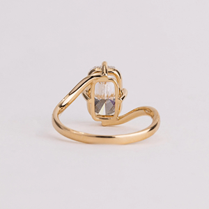 Bague solitaire en or 18 carats avec diamant de laboratoire taille coussin 2,00 carats, clarté VS1, couleur F, certifié IGI, bijoux CVD - Product Image 2