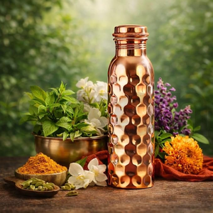 Bouteille d'eau en cuivre pur 950 ml finition antique pour le yoga en extérieur, le bureau, les bienfaits pour la santé, idéale pour les cadeaux d'entreprise e-commerce - Product Image 1