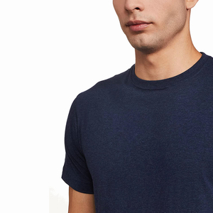 T-shirt de performance à col rond pour homme, respirant, en polyester, vêtements de sport, fournisseur OEM, coupe classique, t-shirt décontracté - Product Image 4