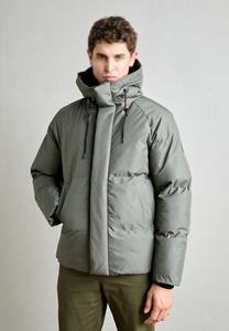 แจ็กเก็ตขนเป็ดสไตล์ไฮสตรีทของผู้ชายสินค้าออกใหม่เสื้อแจ็คเก็ตเนื้อหนาอบอุ่นคอปกตั้งไซส์ใหญ่พิเศษสำหรับฤดูหนาวโลโก้ตาม2024 - Product Image 2