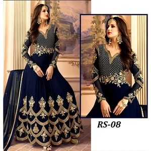 ชุดชัลวาร์คามีซผ้าชีฟองคุณภาพสูงสำหรับผู้หญิงแบบดั้งเดิม 3 ชิ้น พร้อมผ้าคลุมไหล่ สำหรับงานแต่งงานและงานปาร์ตี้ ปักลายสวยงาม - Product Image 1