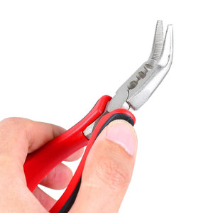 Pince à extensions de cheveux noire et rouge de précision, conception avancée à 3 trous pour extensions de cheveux à anneaux micro-nano, approuvée par les salons - Product Image 4