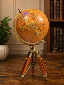 Globo Terráqueo Iluminado Negro Vintage con Base de Trípode de Latón Industrial, Giratorio, Decorativo para Escritorio, Marco Enterprises Back - Product Image 2