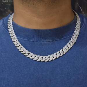 Collar de Plata 925 con Eslabones Cubanos y Moissanita, Cadena con Corte Brillante Redondo, Joyería Unisex para Bodas y Fiestas - Product Image 4