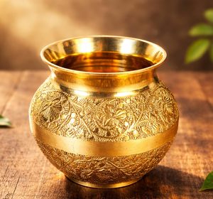 Lota Puja Kalash en laiton pur plaqué, motif floral artisanal, 200 ml, récipient traditionnel en laiton de haute qualité pour temple domestique, Jal Arpan - Product Image 6