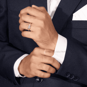 Bague pour homme en or massif plaqué rhodium, sertie de diamant de laboratoire taille émeraude de 1 carat certifié IGI, clarté DEF-VVS, monture clos East West - Product Image 4