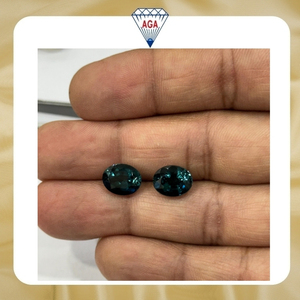 Paire de tourmalines indigo naturelles, taille ovale, 6 carats, pierres précieuses indigolite, qualité AAA, non traitées, origine Madagascar, bijoux fins rares - Product Image 2