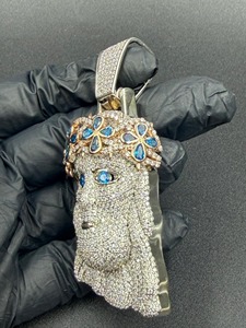 Pendentif Visage de Jésus en Argent 925 avec Moissanite, Cristal et Strass, Breloque Couronne Religieuse, Cadeau Unisexe, Bijou en Alliage - Product Image 3