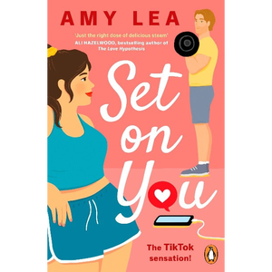 Set On You par l'auteur Amy Lea, impression de livre broché personnalisé à couverture souple - Product Image 1