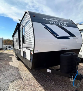 Autocaravanes de Luxe Confortables d'Occasion 2023 2024 2025 P-A-L-O-M-I-N-O RV P-U-M-A 337BH HAUTE CAPACITÉ D'ACCUEIL - Product Image 1