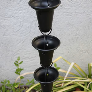 Cadena de Lluvia Metálica de Color Personalizado de Linea Exports Inc, Estilo Vintage con Acabado en Polvo para Decoración de Hogar y Jardín, Montaje en Pared - Product Image 1