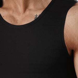 Camisetas sin mangas de poliéster y spandex con logotipo personalizado para hombre, transpirables, de punto, sin mangas, para gimnasio, entrenamiento al aire libre, bordadas. - Product Image 6