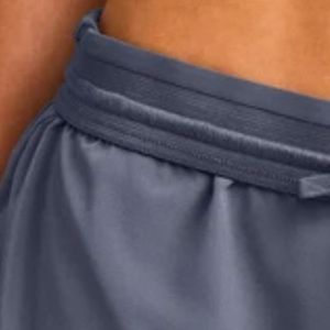 Shorts de sport superposés pour femmes avec poche, shorts de course, d'entraînement et de gym personnalisés, légers, respirants et à séchage rapide - Product Image 4