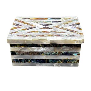 Caja decorativa de lujo árabe con incrustaciones de nácar natural, con tapa, diseño único, acabado liso, artesanía india, venta al por mayor. - Product Image 4