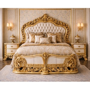 Juego de Cama de Lujo Inspirado en la Era Victoriana en Oro Blanco, Mesitas de Noche Personalizadas, Juego de Dormitorio de Madera de Teca, Muebles de Hotel Premium - Product Image 1