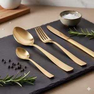 Ensemble de couverts en acier inoxydable de qualité supérieure pour un style de table raffiné et une utilisation confortable - Product Image 4