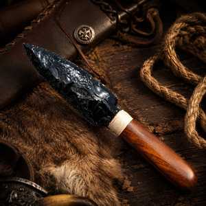 Cuchillo de Obsidiana Negra Tallado a Mano de 10 Pulgadas con Mango de Madera, Imitación Antigua de Escultura en Piedra de Inspiración Americana - Product Image 5